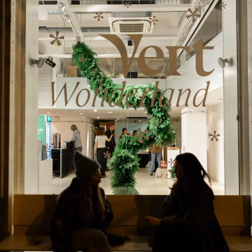 Vert_Uvertira_4-320